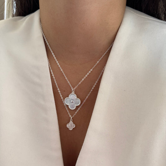 COLLAR TRÉBOL PLATA 45CM