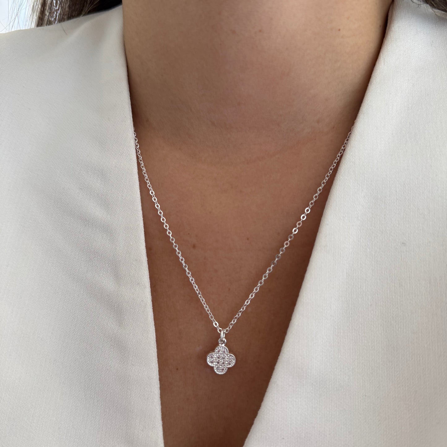 Cadena Trébol enchapado en plata hipoalergenico