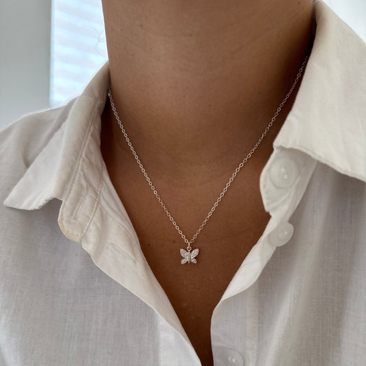 COLLAR MARIPOSA 45CM PLATA