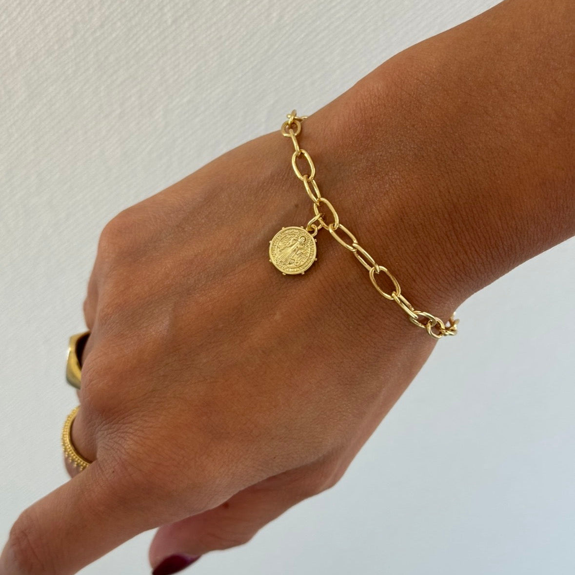 PULSERA SAN BENITO ORO