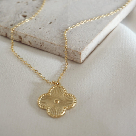 COLLAR CLOVER ORO 45CM