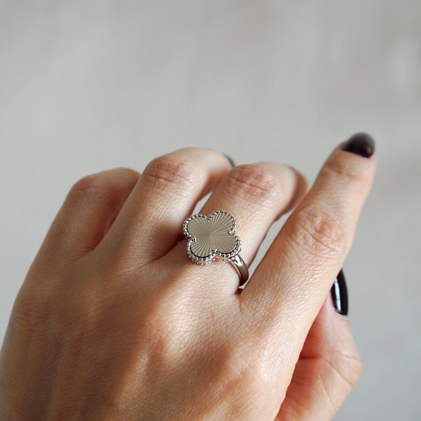 ANILLO TRÉBOL PLATA