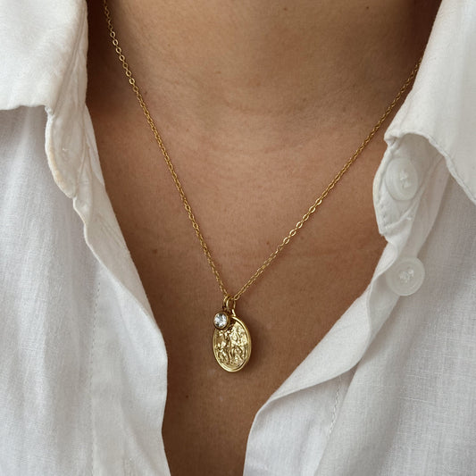 COLLAR VIRGEN DESATANUDOS 45CM ORO