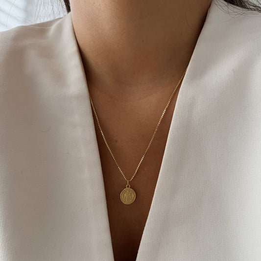 COLLAR SAN BENITO 45CM ORO