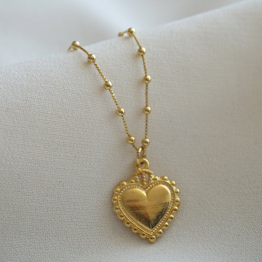COLLAR AMELIA CORAZÓN ORO