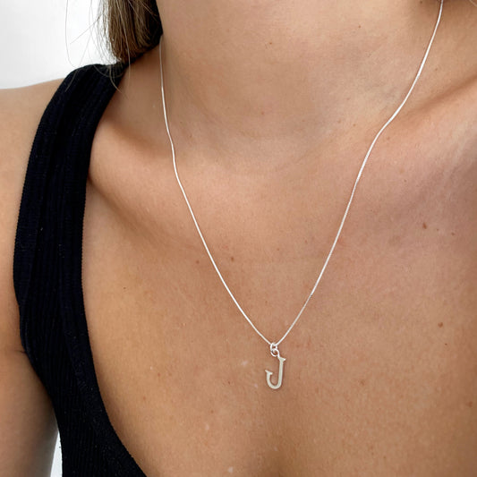 COLLAR INICIAL PLATA 45CM