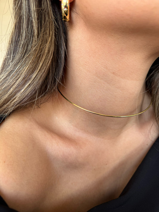 Choker Omega enchapado en oro