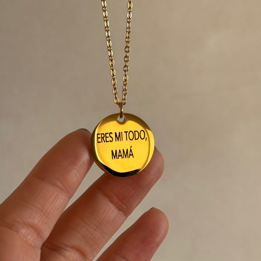 COLLAR MEDALLA GRABADO ORO 18MM