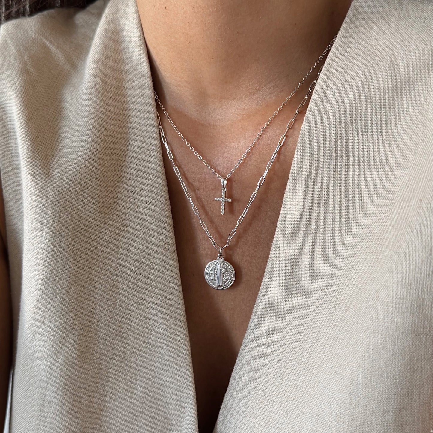 COLLAR CRUZ CIRCÓN 40CM PLATA
