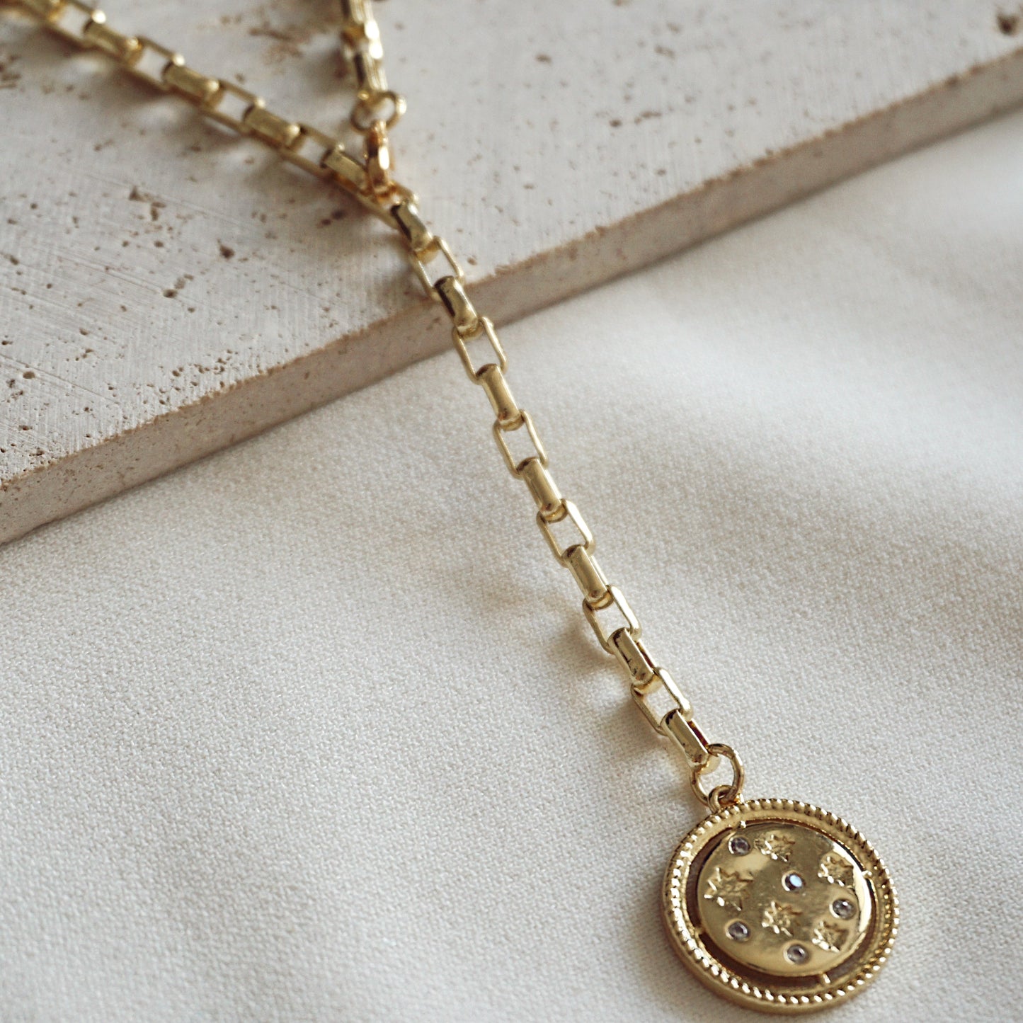 COLLAR TUTEM ORO 50CM