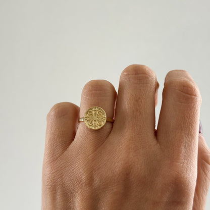 ANILLO SAN BENITO ORO