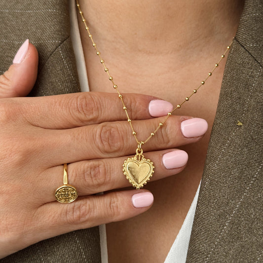 COLLAR AMELIA CORAZÓN ORO