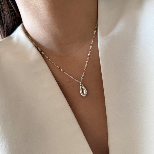 COLLAR CONCHITA 40CM PLATA