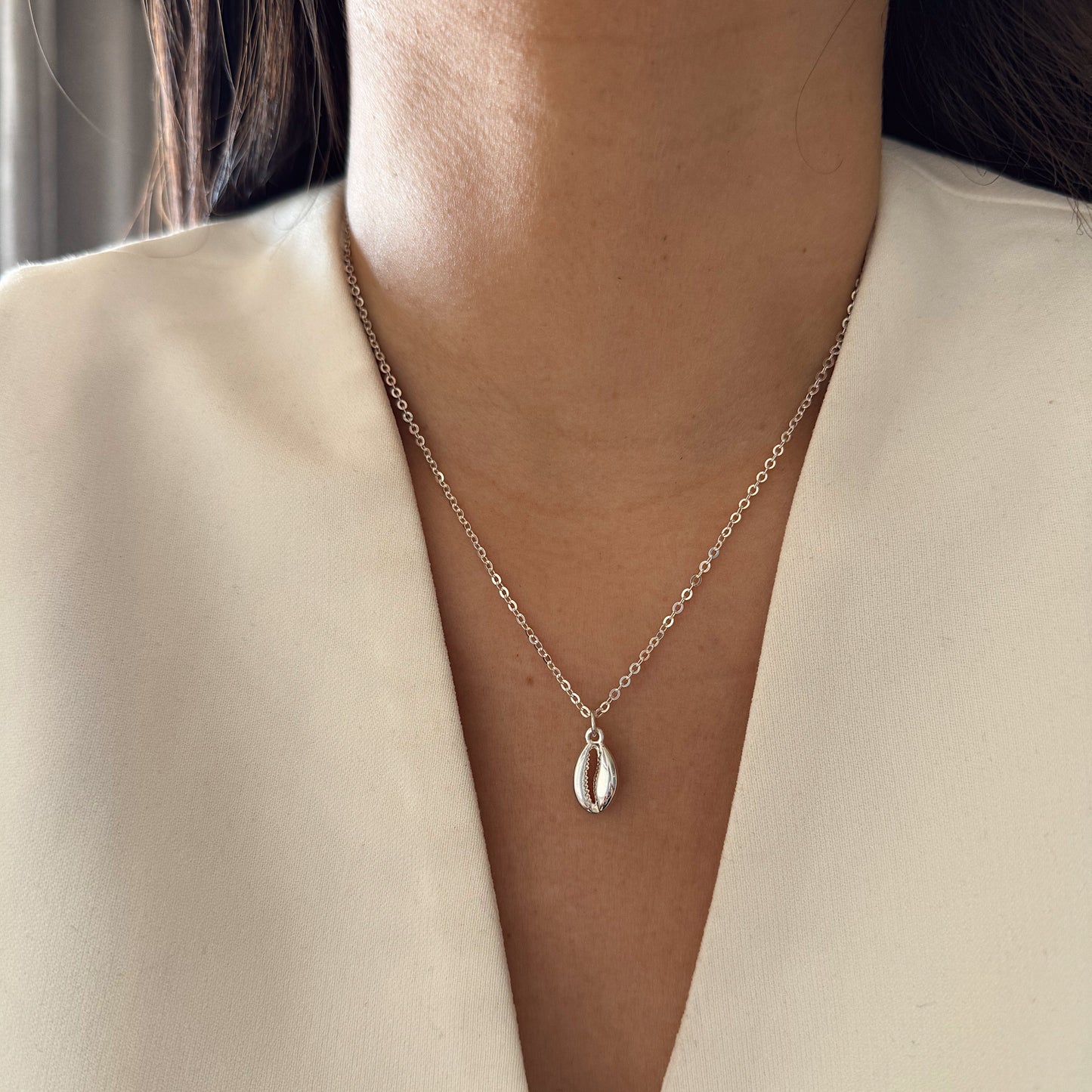 COLLAR CONCHITA 40CM PLATA