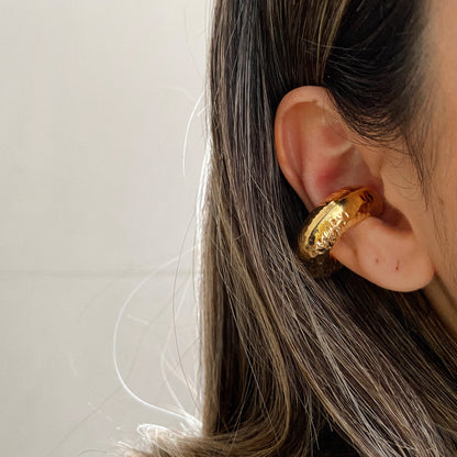 EAR CUFF CHUNKY ORO