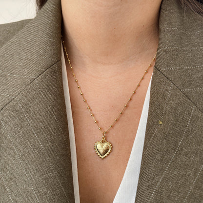 COLLAR AMELIA CORAZÓN ORO