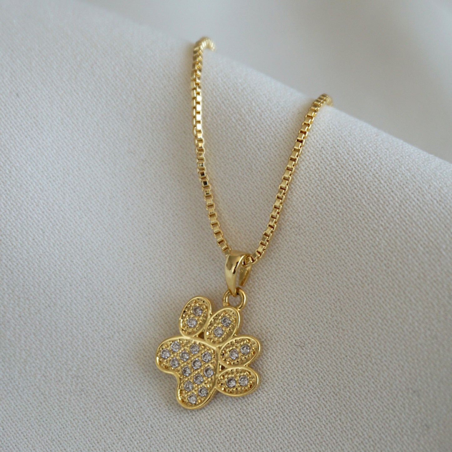 COLLAR PATITA 45CM ORO
