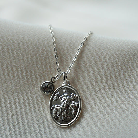 COLLAR VIRGEN DESATANUDOS 45CM PLATA