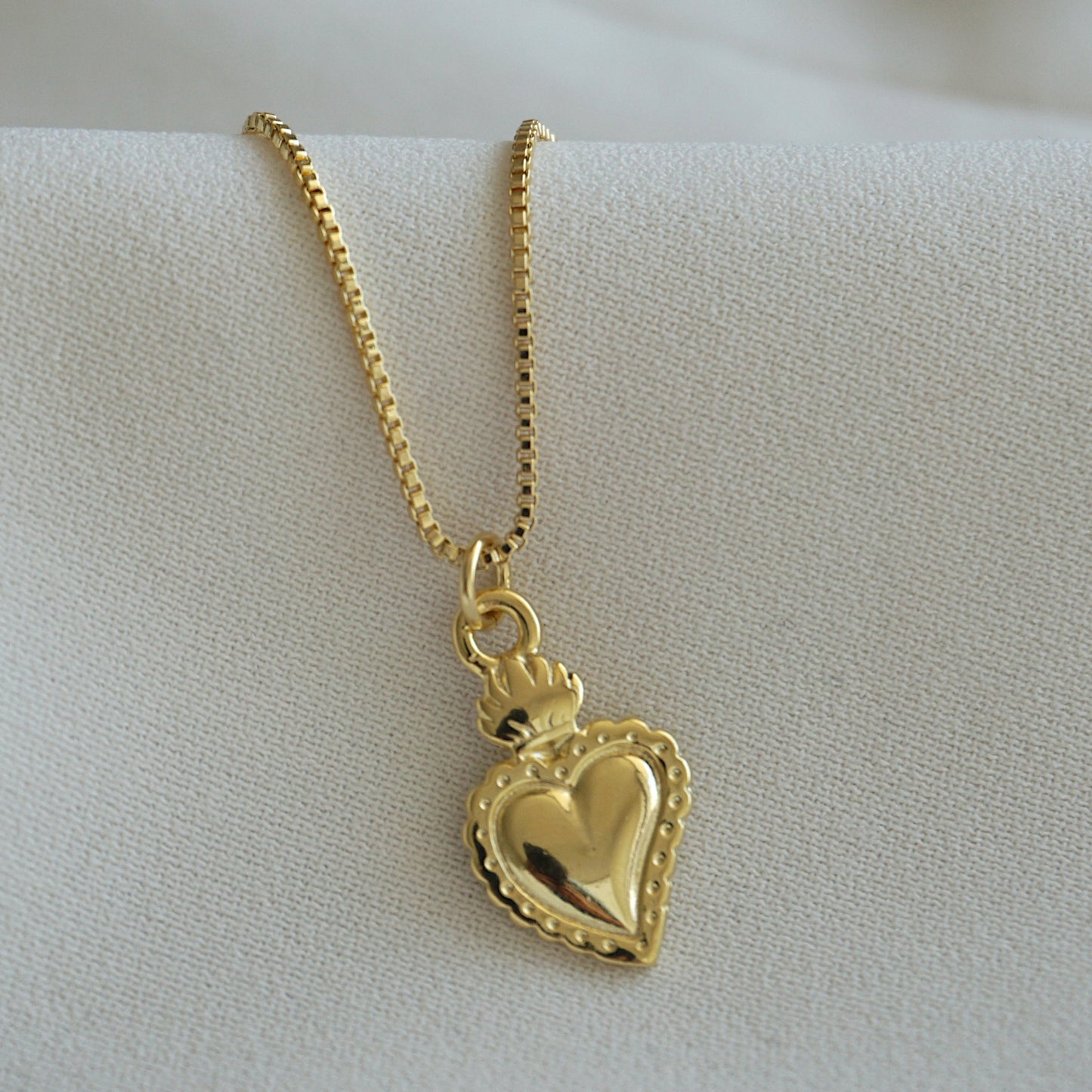 COLLAR CORAZÓN ANUSKA 45CM ORO